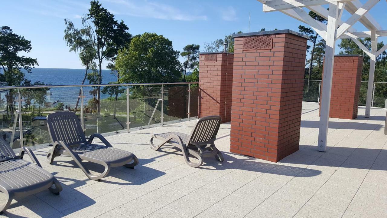 Klifowarewal Z Widokiem Na Morze Apartment Rewal
